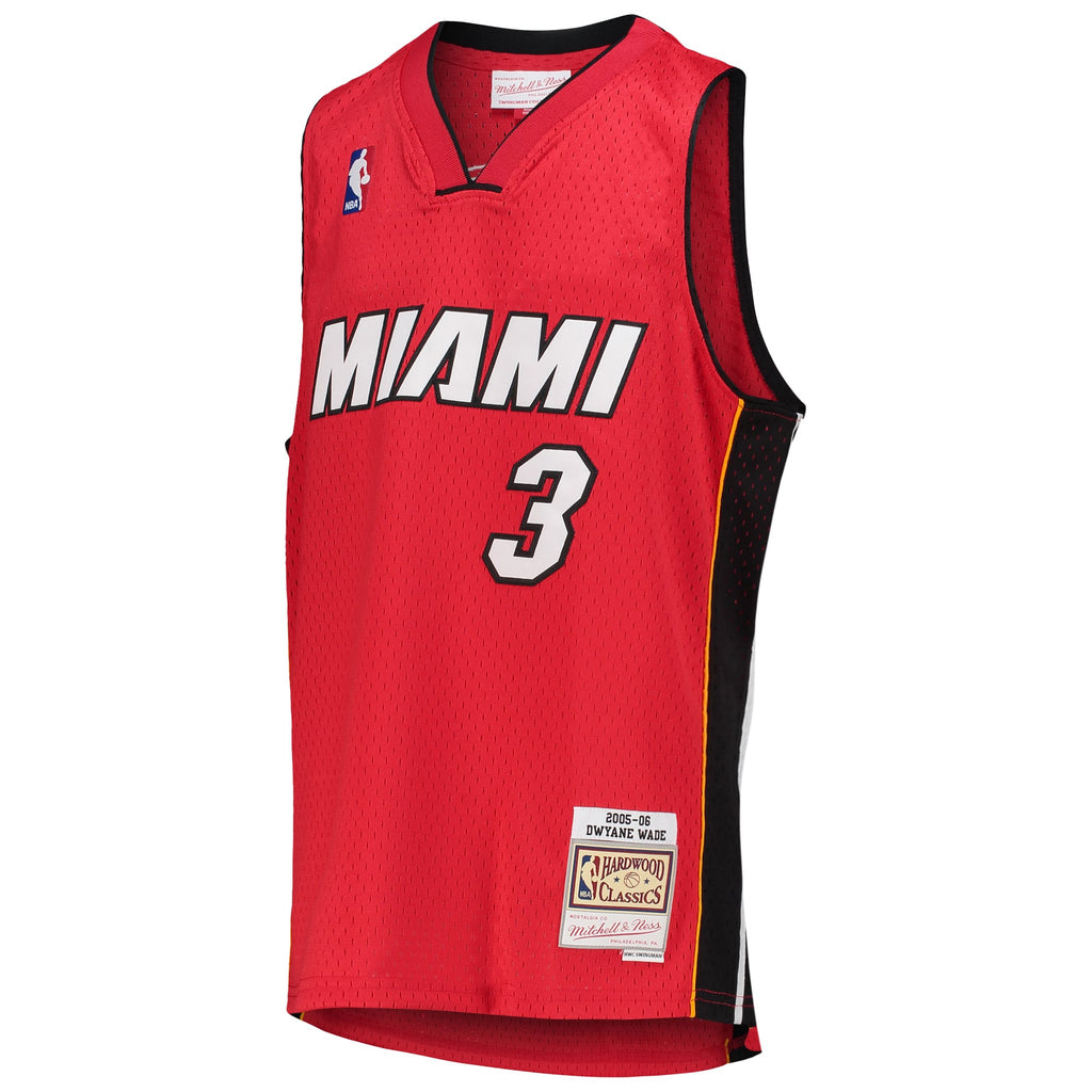 Youth Miami Heat Dwyane Wade Mitchell & Ness Red 2005/06 Hardwood Classics Swingman Jersey product image 3, provided for
