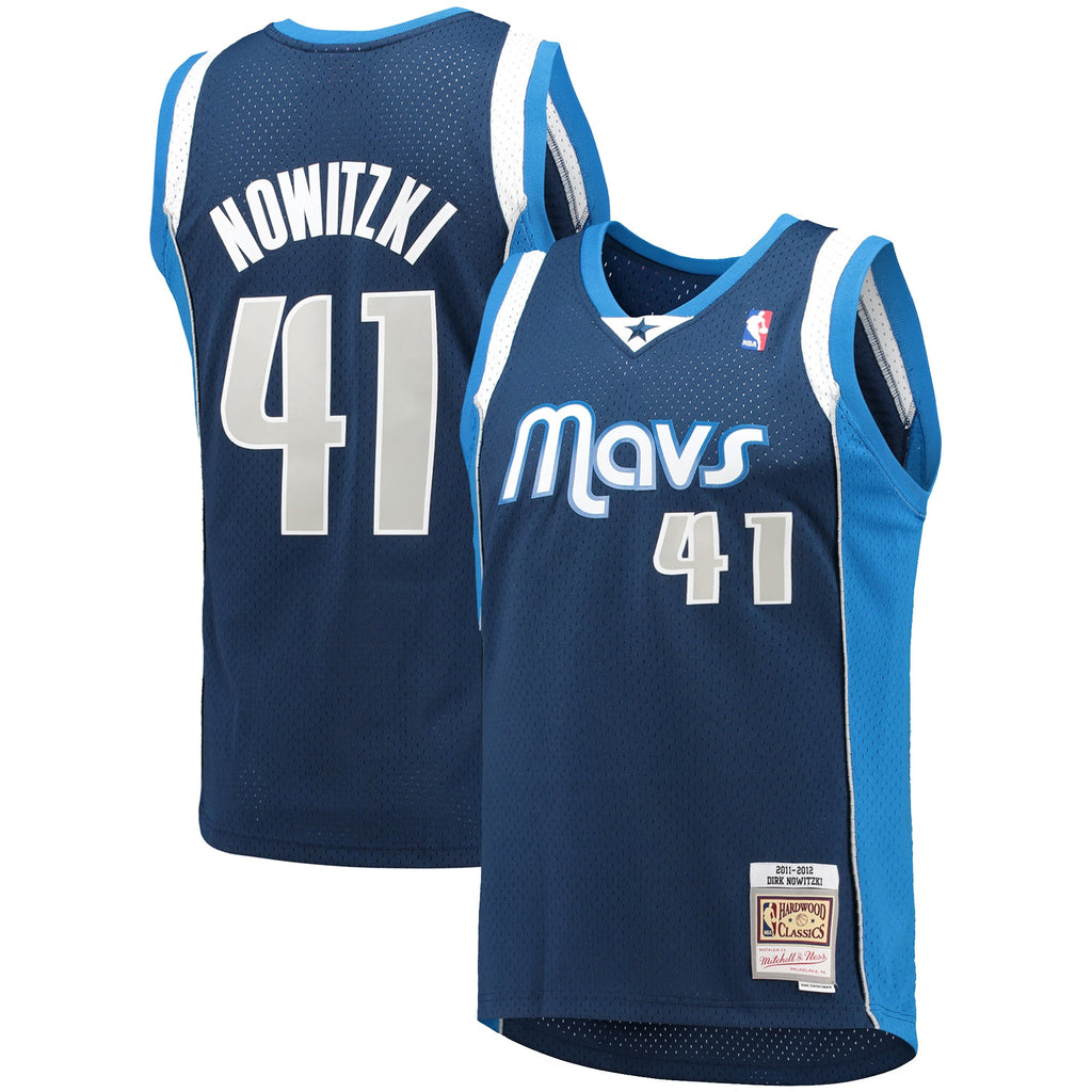 Dallas Mavericks Dirk Nowitzki Mitchell & Ness Navy 2011/12 Hardwood Classics Swingman Jersey for Men product image 1,