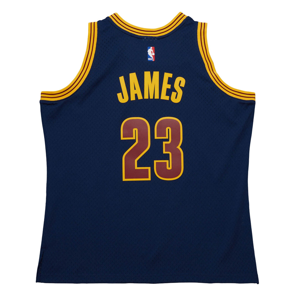 Cleveland Cavaliers LeBron James Mitchell & Ness Navy 2015/16 Hardwood Classics Swingman Jersey for Men product image 4,