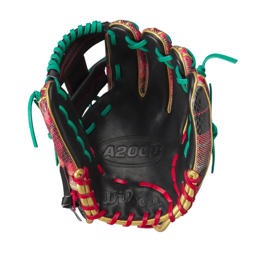 2024 Christmas Plaid Wilson A2000 1786SS 11.5” Infield Baseball Glove product image 3, provided for visual reference and