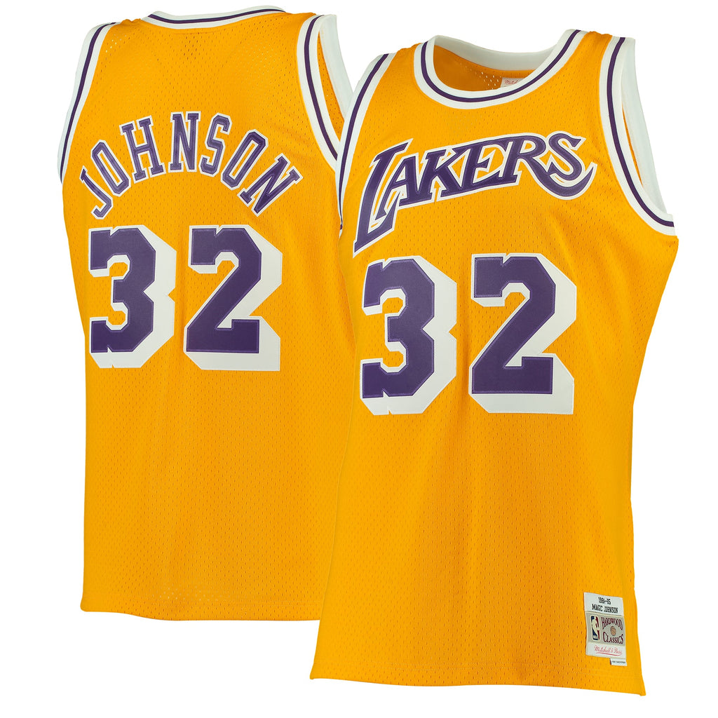 Los Angeles Lakers Magic Johnson Mitchell & Ness Gold 1984/85 Hardwood Classics Swingman Jersey for Men product image 2,