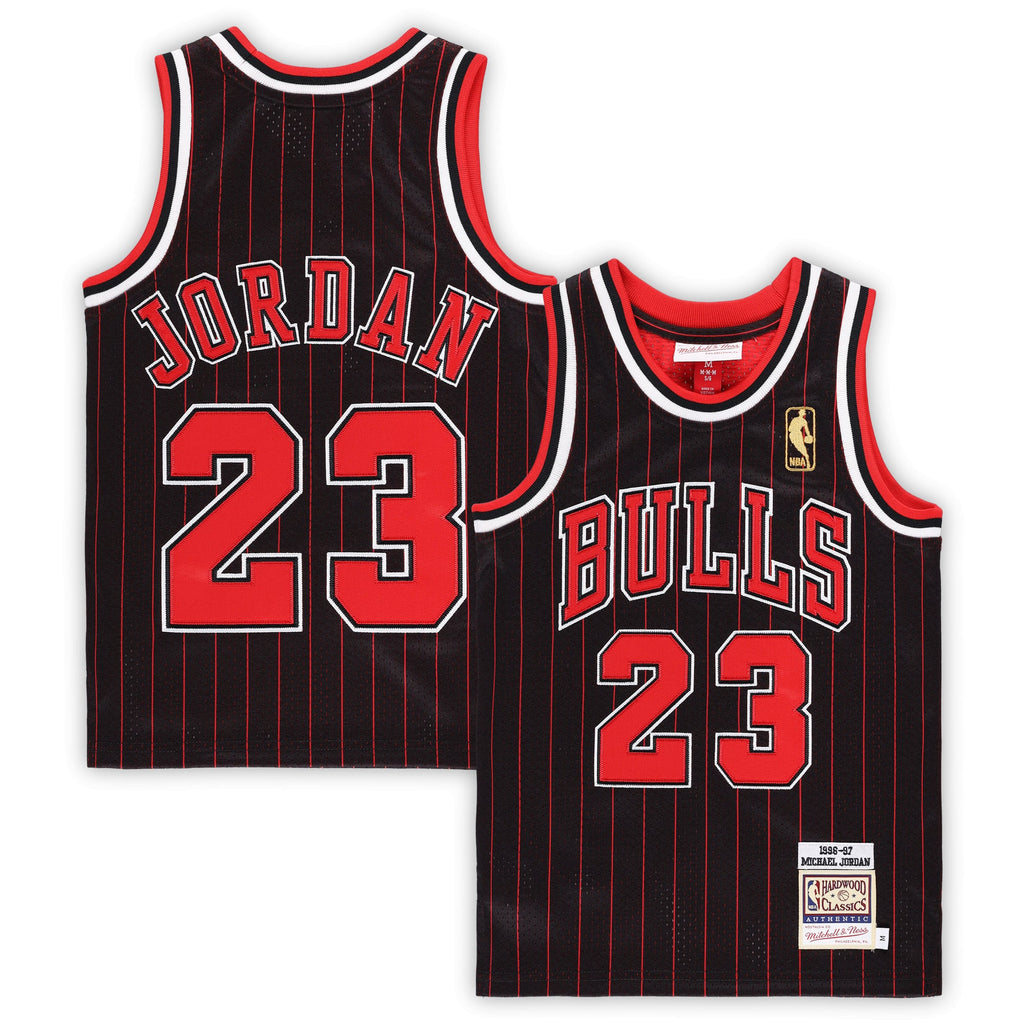 Preschool Chicago Bulls Michael Jordan Mitchell & Ness Black 1996/97 Hardwood Classics Authentic Jersey product image 1,