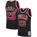 Chicago Bulls Michael Jordan Mitchell & Ness Black 1997/98 Hardwood Classics Authentic Jersey for Men product image 1,