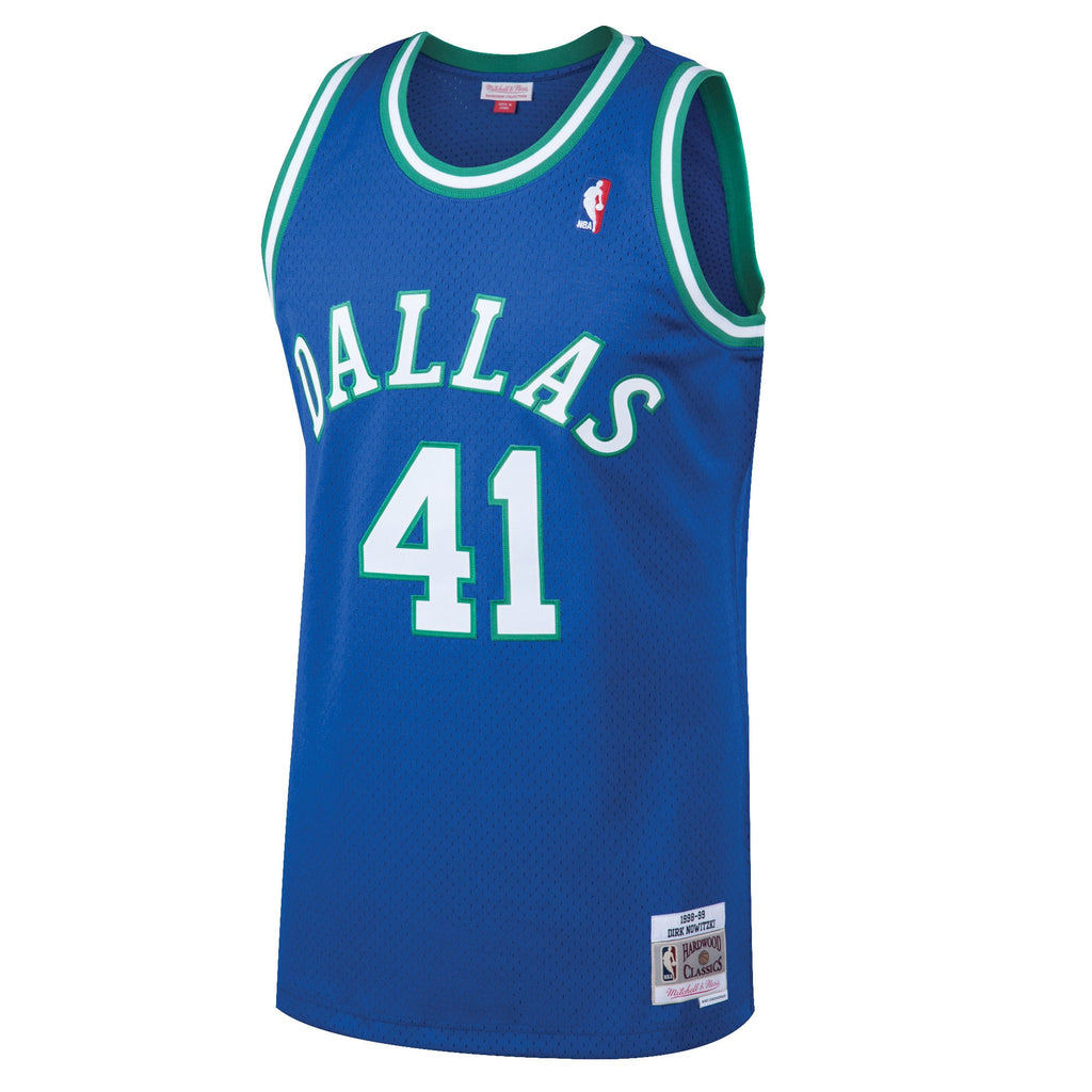 Dallas Mavericks Dirk Nowitzki Mitchell & Ness Blue 1998/99 Hardwood Classics Swingman Jersey for Men product image 3,
