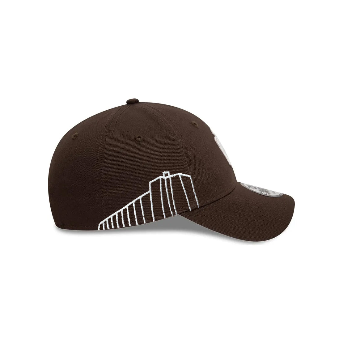 Aguilas Cibaeñas New Era 9FORTY Adjustable Baseball Hat – Brown product image 2, provided for visual reference and product
