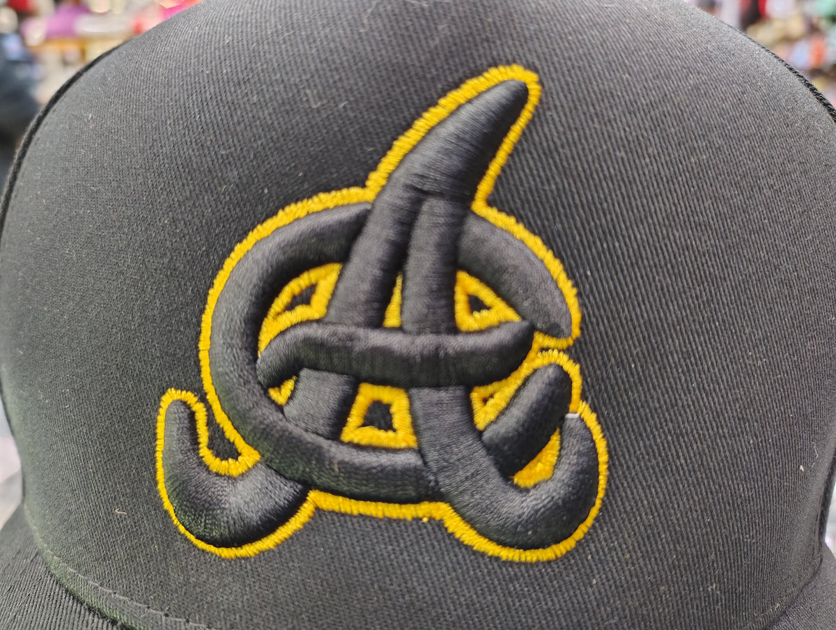 Aguilas Cibaeñas Black Snapback Hat – 5-Panel Structured Baseball Cap product image 3, provided for visual reference and