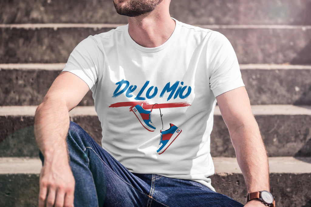 Dominican Phrase "De lo mio" Printed T-Shirt product image 5, provided for visual reference and product detail review