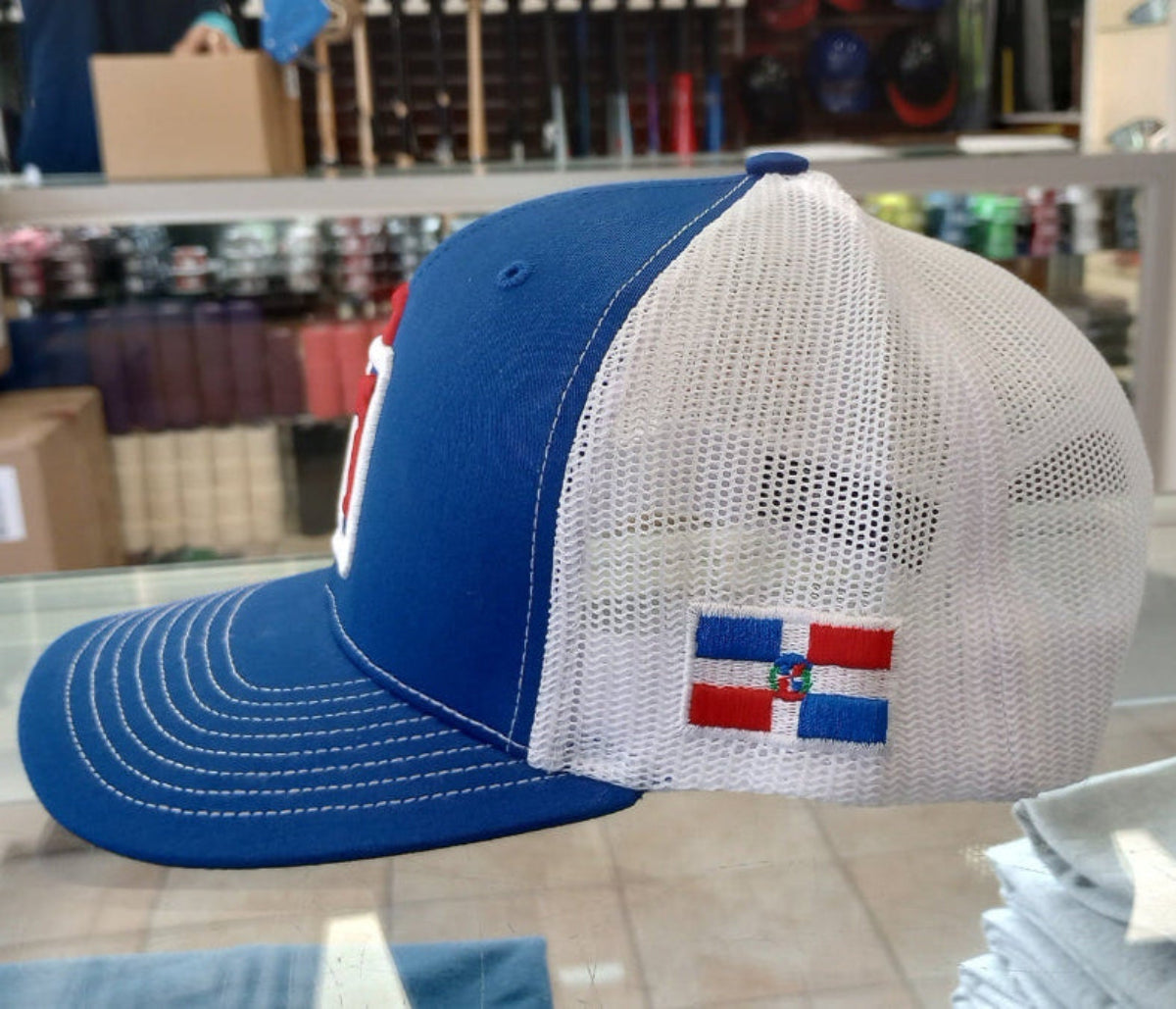 Dominican Republic Snapback Mesh Royal Red Cap RD product image 18, provided for visual reference and product detail review