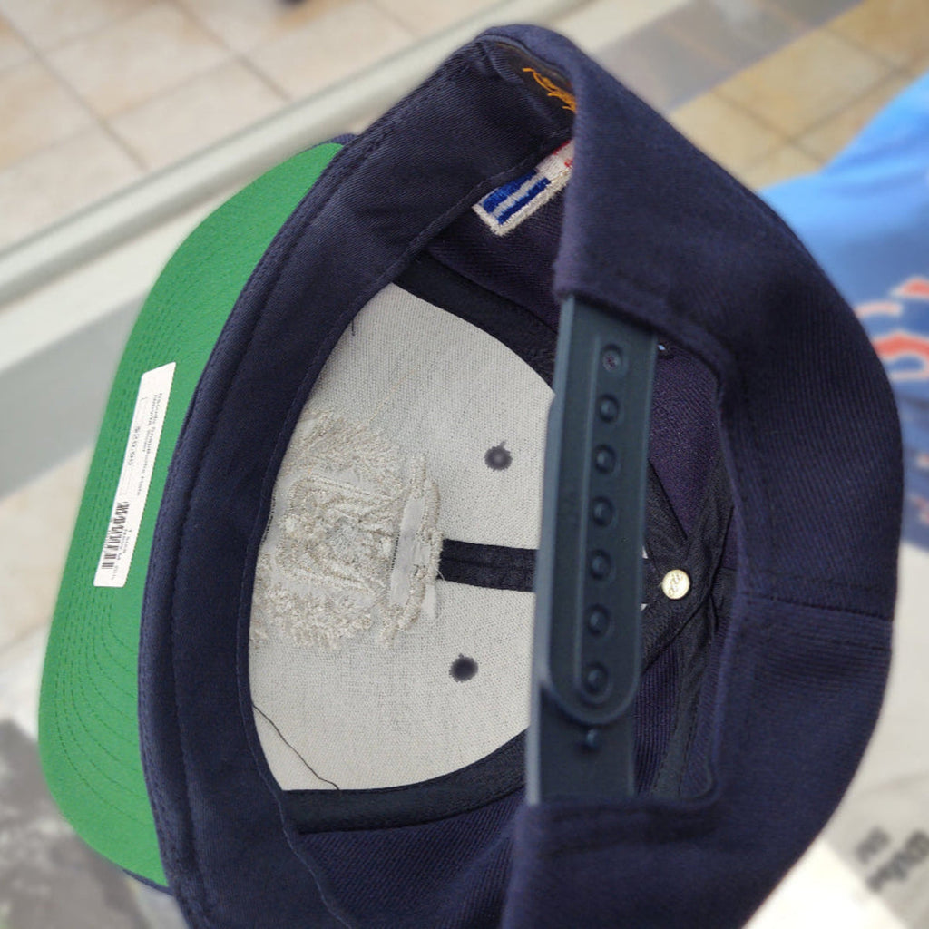 Escudo Republica Dominicana - Dominican Snapback Navy Blue - Metallic SilverHat product image 2, provided for visual