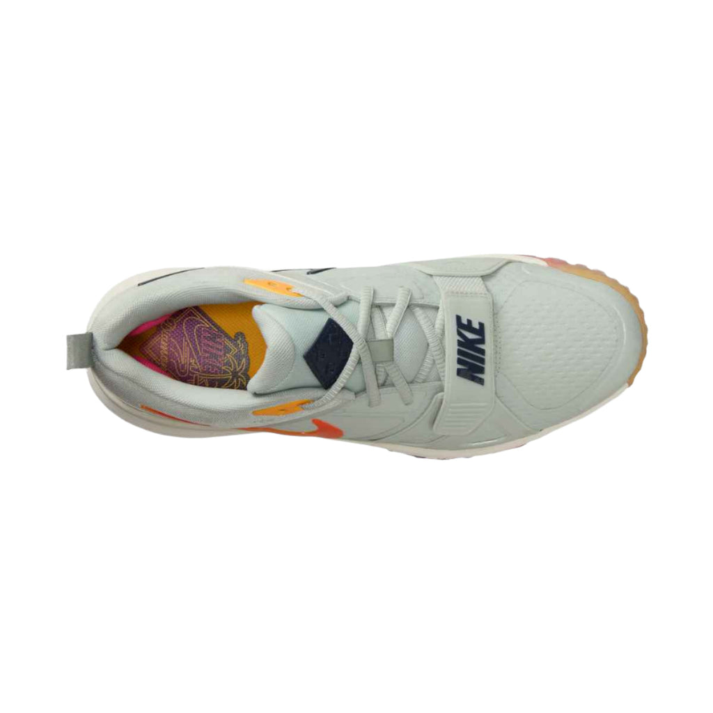 Nike Diamond Elite Turf NRG Shoes for Men product image 4, provided for visual reference and product detail review