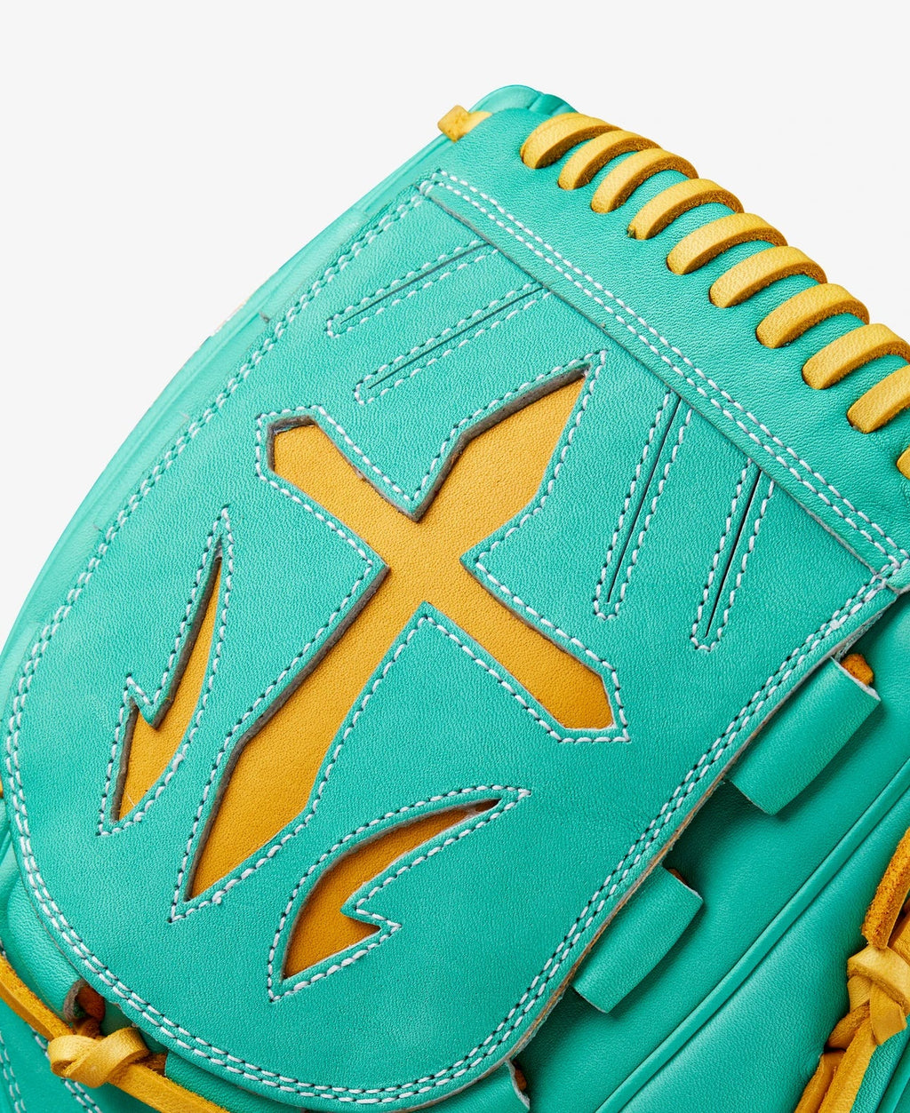 Wilson A2000 Fall 2024 B23 12" Pitcher's Glove product image 4, provided for visual reference and product detail review