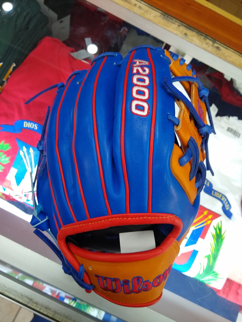 Wilson A2000 1786 Infield Peligro Sports Exclusive Edition RHT product image 4, provided for visual reference and product