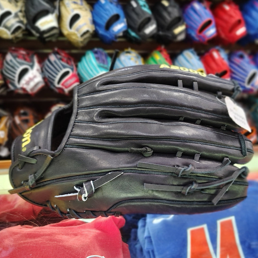 Wilson Pro Stock A2000 12.5 inches Baseball Glove | Left Hand Throw - WTA2037BKP92 product image 7, provided for visual