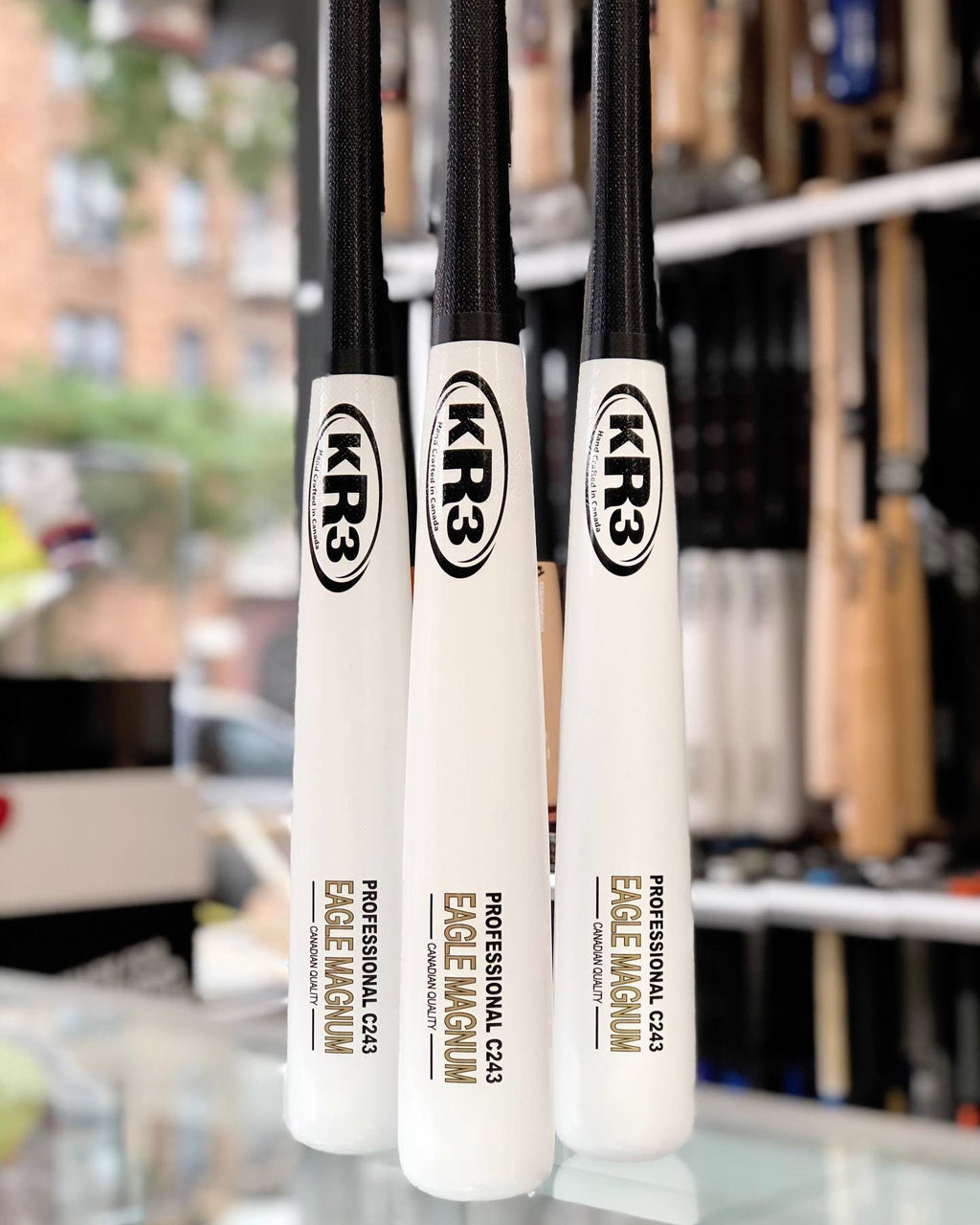 KR3 Eagle Magnum C243 Professional Baseball Bat product image 6, provided for visual reference and product detail review
