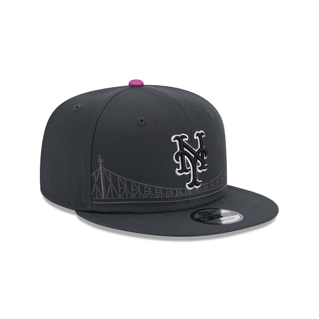 New York Mets City Connect 9FIFTY Snapback Hat product image 1, provided for visual reference and product detail review