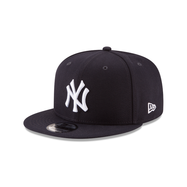 New York Yankees Basic 9FIFTY Navy Blue Snapback product image 1, provided for visual reference and product detail review