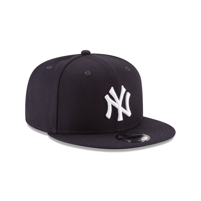 New York Yankees Basic 9FIFTY Navy Blue Snapback product image 2, provided for visual reference and product detail review