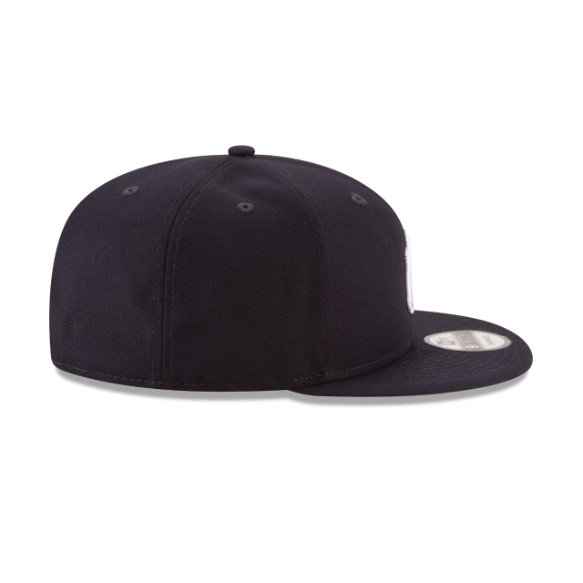 New York Yankees Basic 9FIFTY Navy Blue Snapback product image 6, provided for visual reference and product detail review