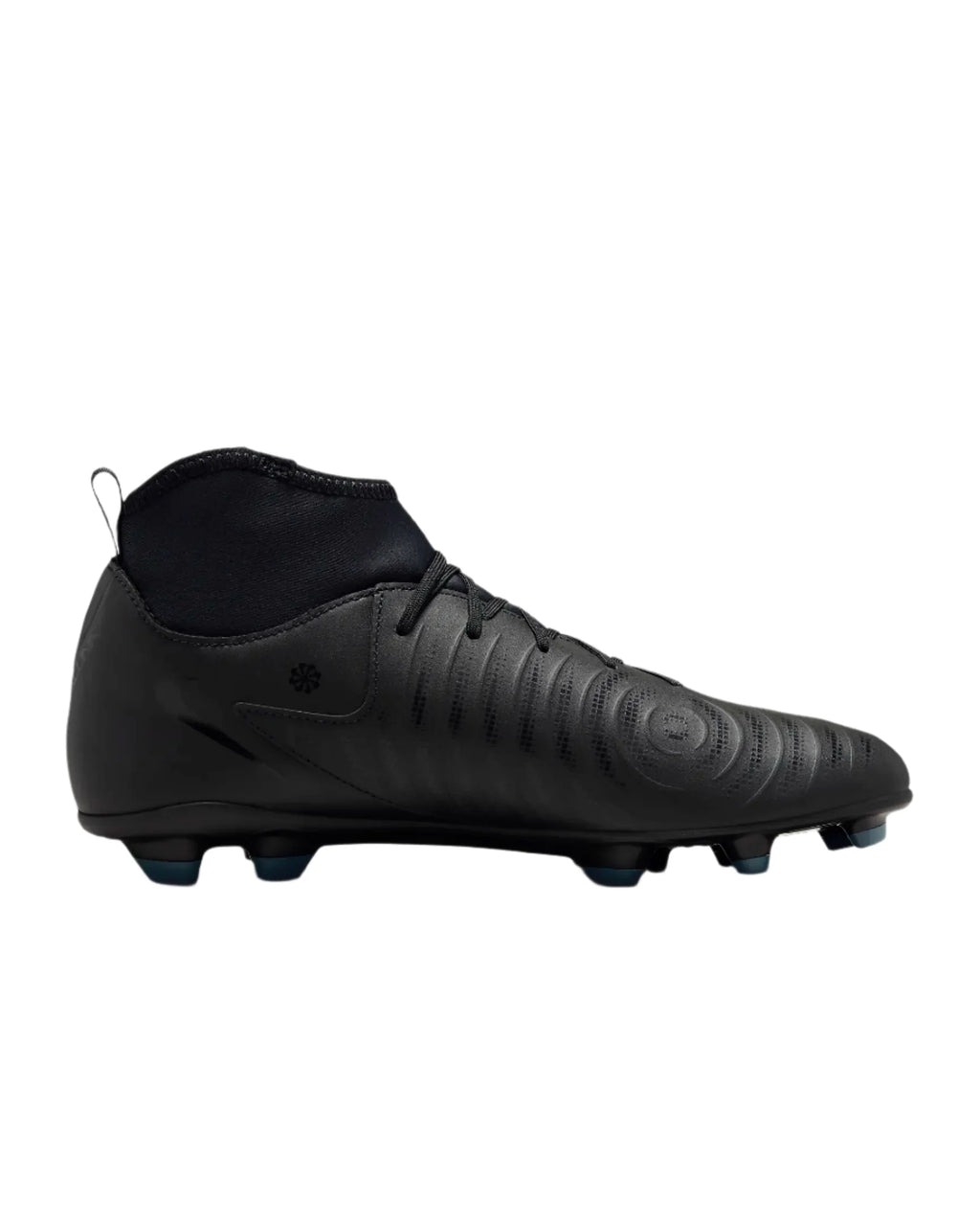 Nike Phantom Luna Club Soccer Shoes - (FJ2558) product image 2, provided for visual reference and product detail review