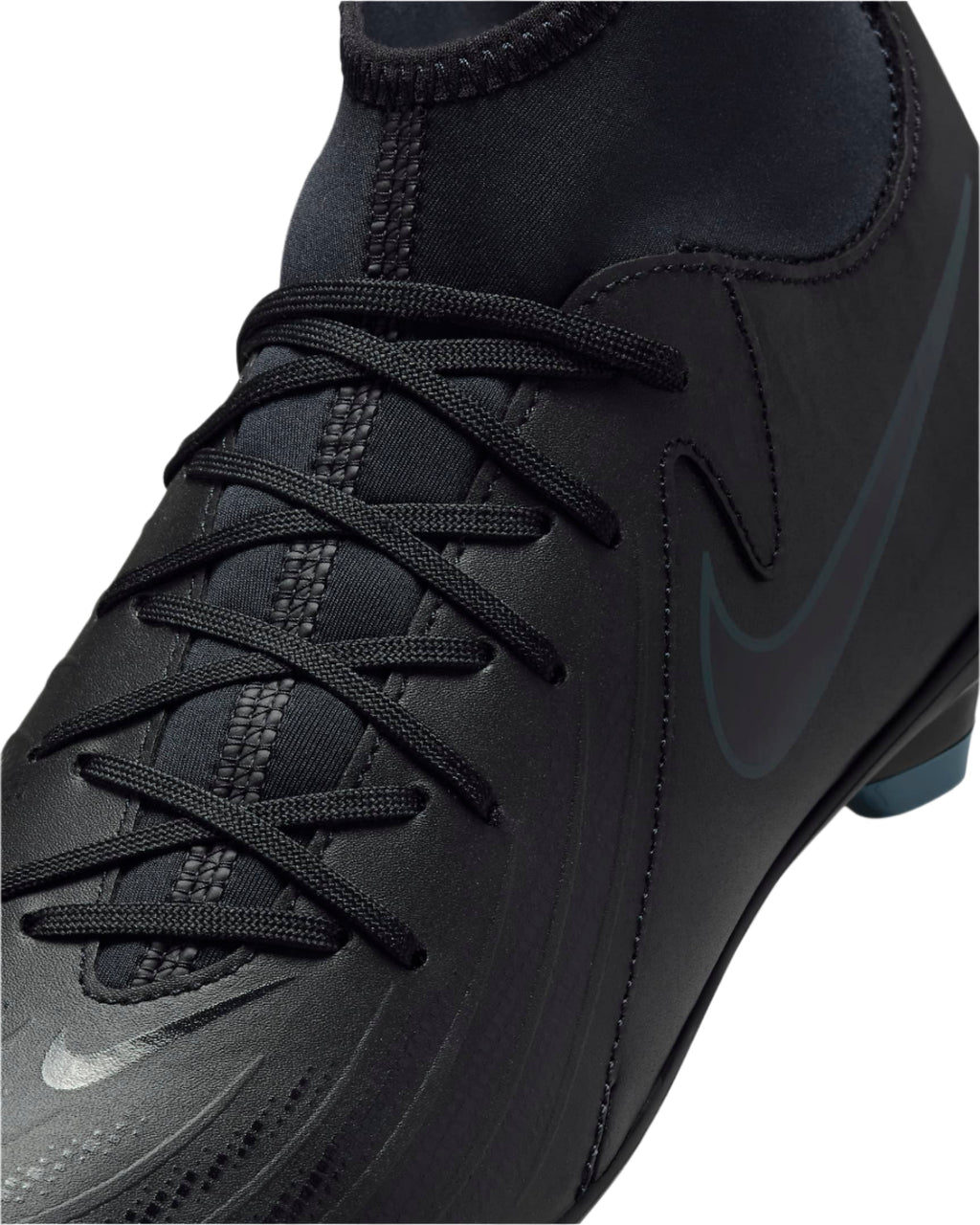 Nike Phantom Luna Club Soccer Shoes - (FJ2558) product image 8, provided for visual reference and product detail review
