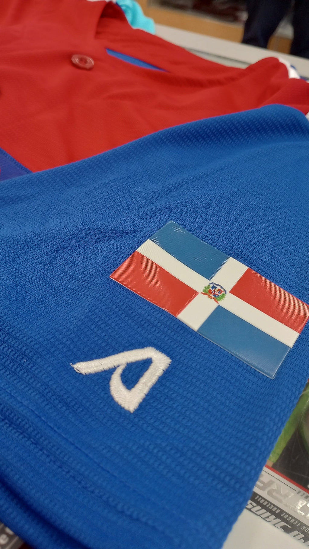 Serie del Caribe 2024 Dominicana Official Jersey - Red / Royal for Men product image 5, provided for visual reference and