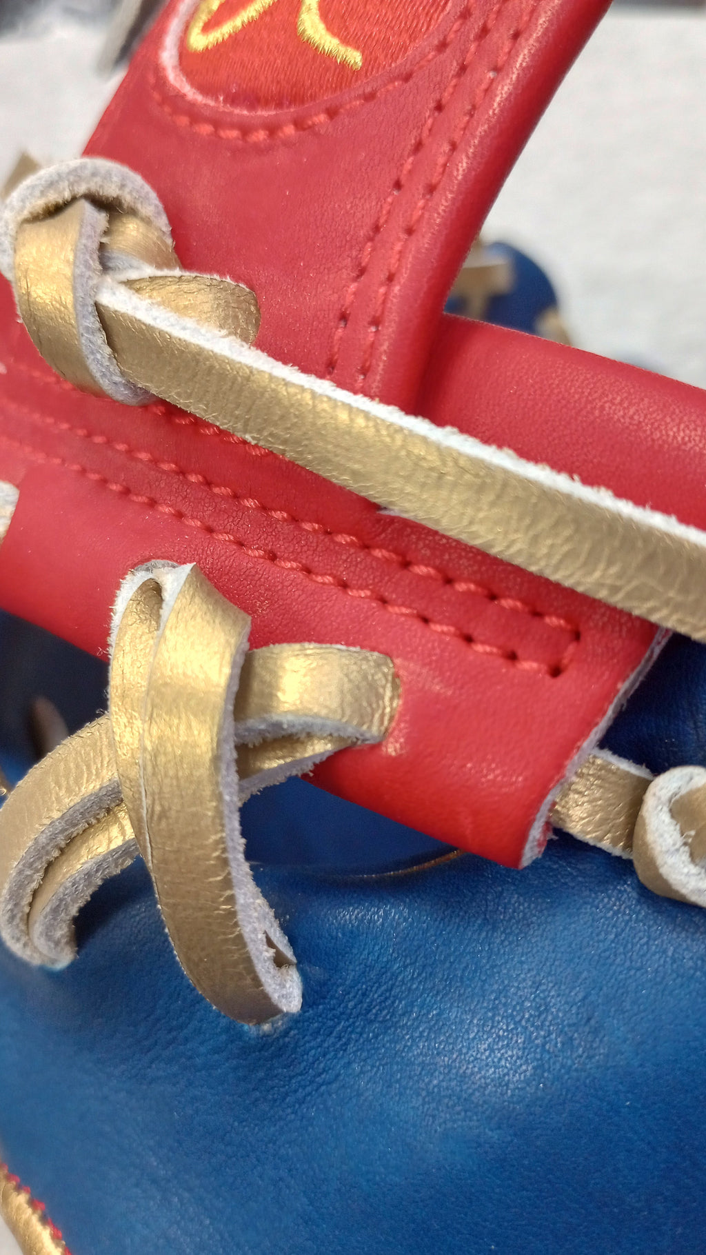 Rawlings HOH Dominican Republic Professional Glove - Limited Edition product image 5, provided for visual reference and