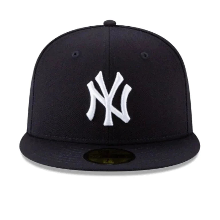 New York Yankees New Era Wool Classic 59FIFTY Fitted Hat - Navy product image 4, provided for visual reference and product