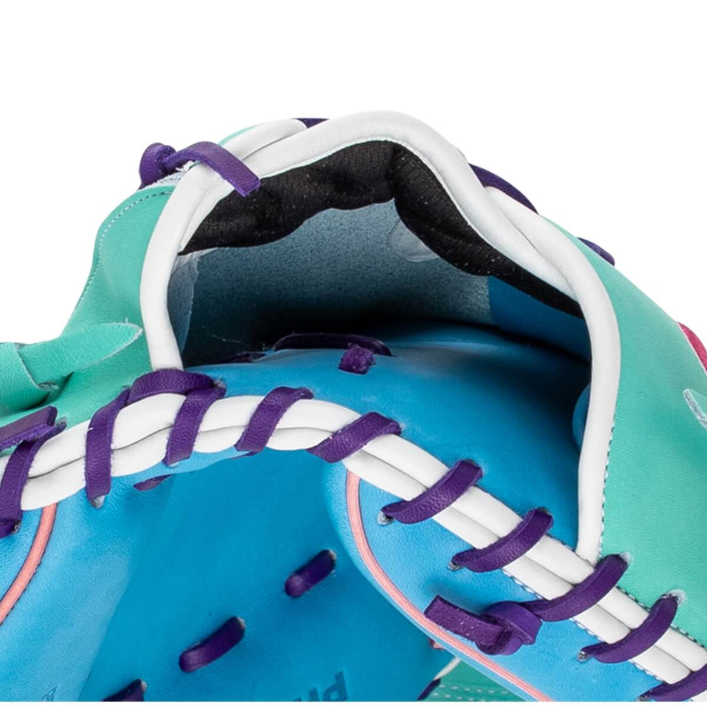 Wilson 2025 Fall A2K 1734SS 34" Catcher's Mitt product image 7, provided for visual reference and product detail review