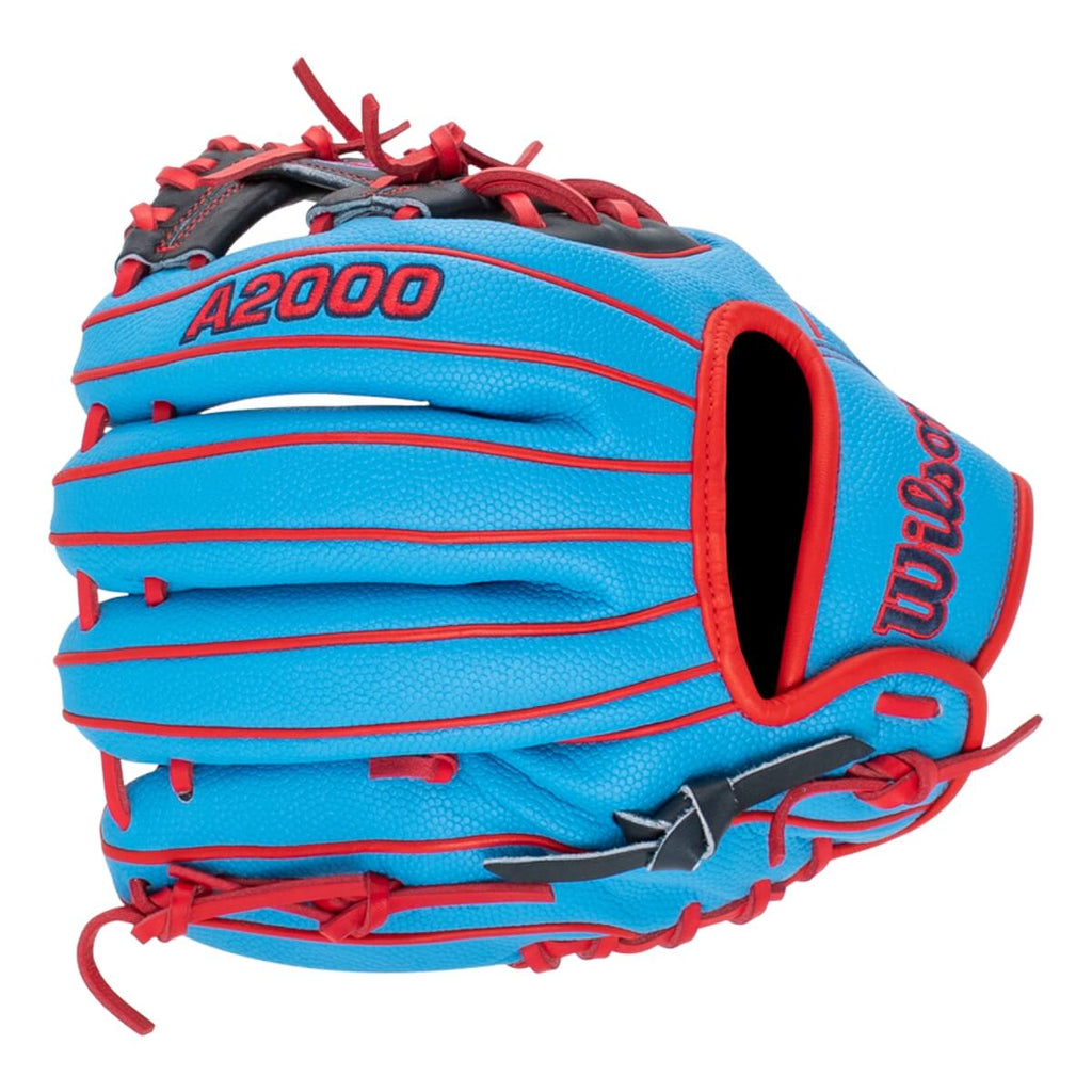 Wilson 2025 Winter A2000® PF11SS 11” Infield Baseball Glove product image 2, provided for visual reference and product