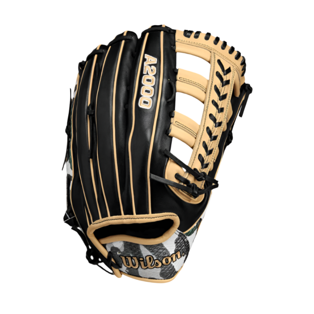 Wilson A2000 Winter 2024 1810 12.75" Outfield Glove product image 1, provided for visual reference and product detail review