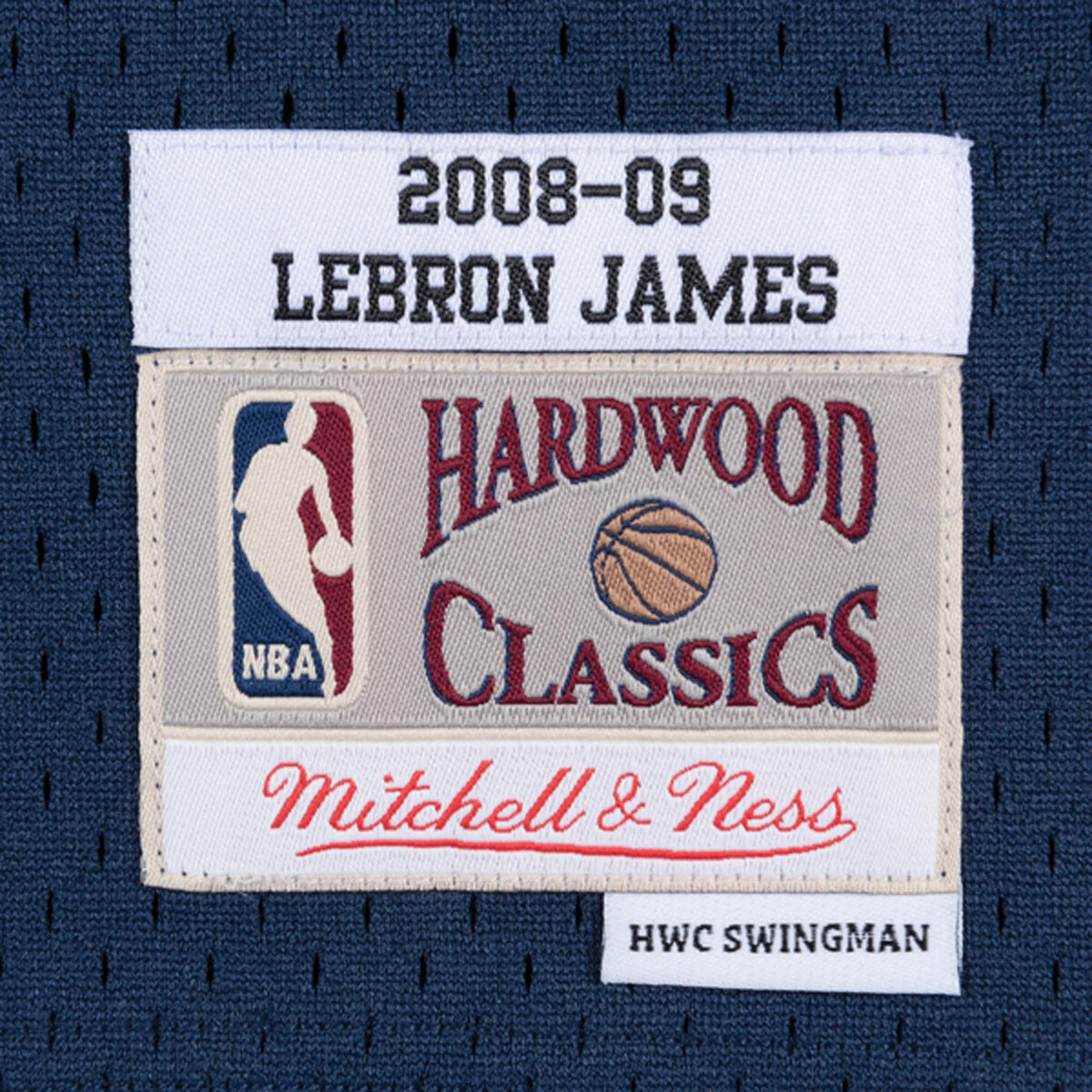 Cleveland Cavaliers LeBron James Mitchell & Ness Navy Hardwood Classics Swingman Jersey for Men product image 4, provided