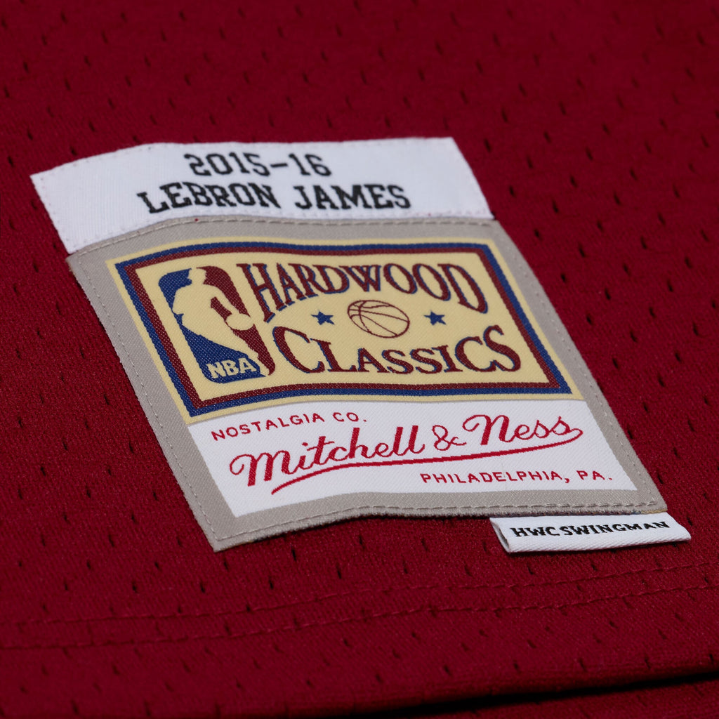 Cleveland Cavaliers LeBron James Mitchell & Ness Wine 2015-16 Swingman Jersey for Men product image 6, provided for visual