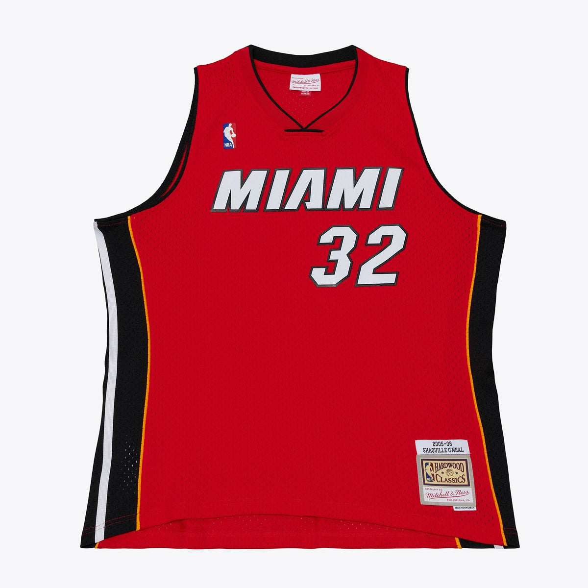 Miami Heat Shaquille O'Neal Mitchell & Ness Red 2005-06 Swingman Jersey for Men product image 2, provided for visual