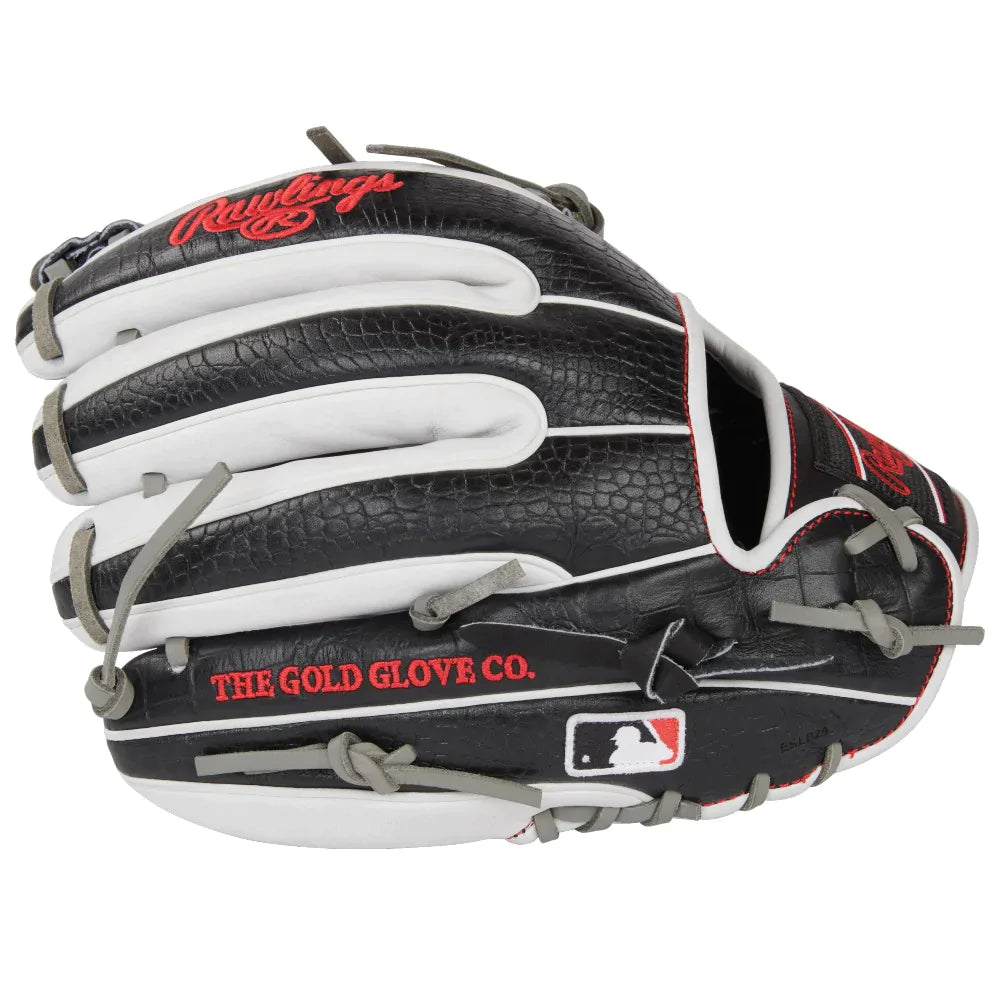 Rawlings Heart of the Hide 11.5" Baseball Glove: PRO314-32BW product image 2, provided for visual reference and product