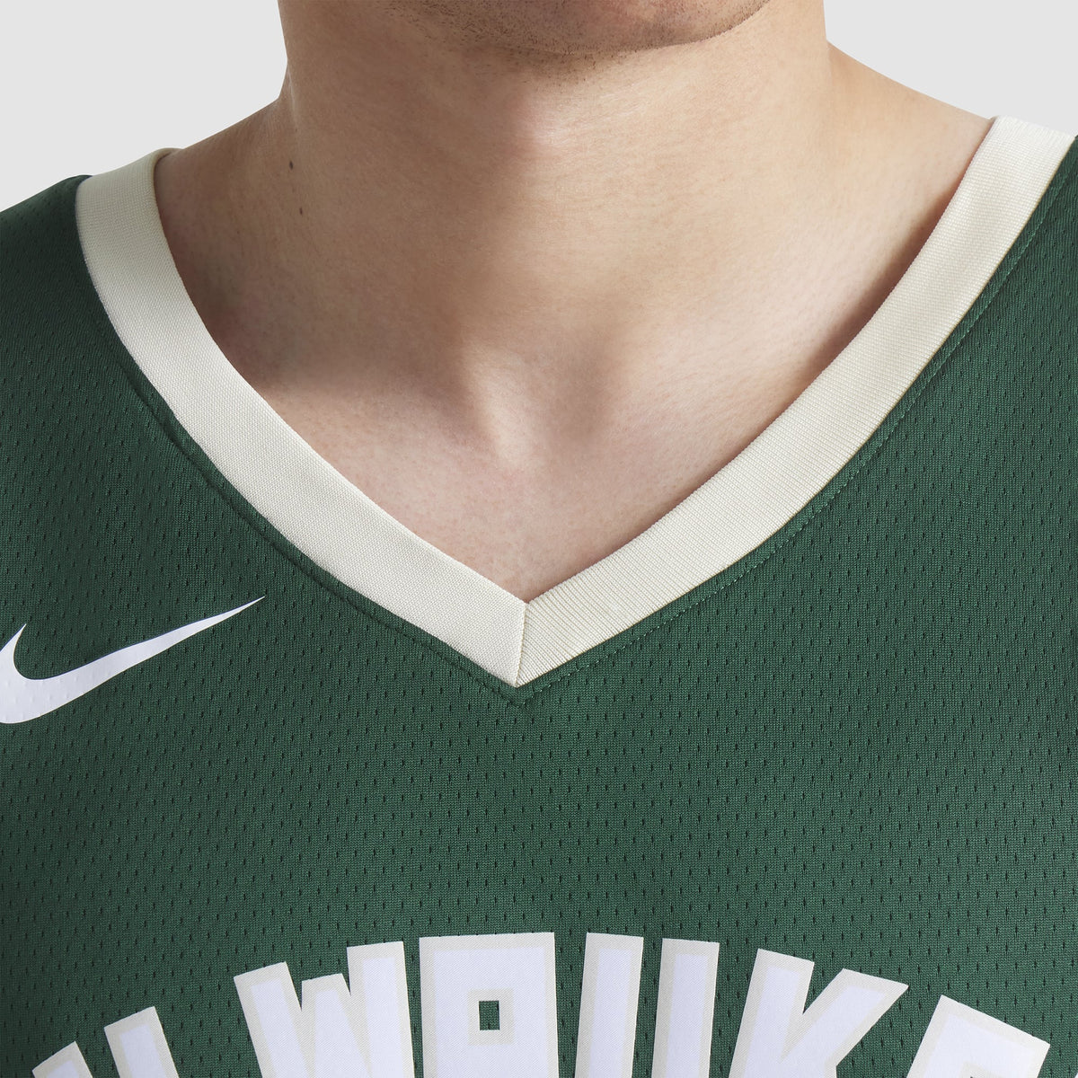 Unisex Milwaukee Bucks Giannis Antetokounmpo Nike Hunter Green Swingman Jersey - Icon Edition product image 8, provided for