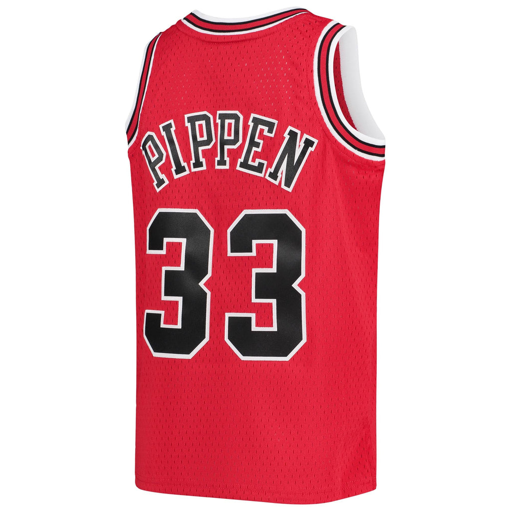 Youth Chicago Bulls Scottie Pippen Mitchell & Ness Red 1997-98 Hardwood Classics Swingman Jersey product image 4, provided